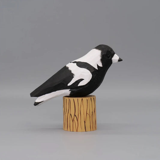 Australian Magpie+ Stand